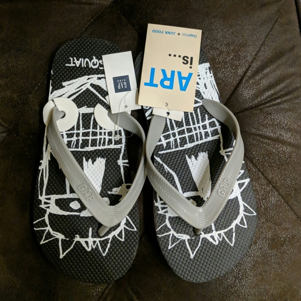 GapKids + Junk FOOD flip flops size 3/4
